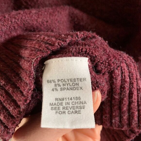 Adyson Parker Maroon Fuzzy V Neck Button Detail Sweater | Medium - Picture 6 of 6